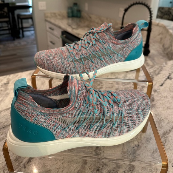 Alegria Women's Knit sneaker Multi color Shoe Size 39/8 - Picture 1 of 6